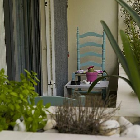 D16-Cosy Downtown Apartment Атина Екстериор снимка