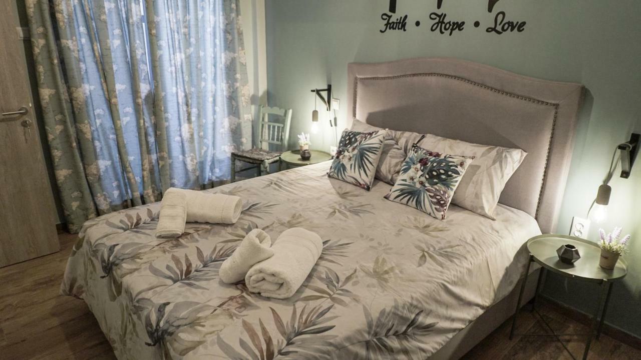 D16-Cosy Downtown Apartment Атина Екстериор снимка
