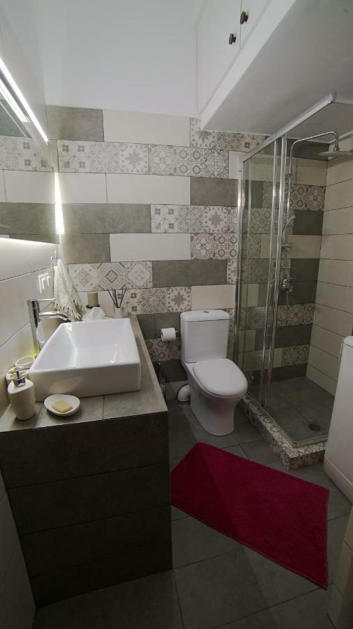 D16-Cosy Downtown Apartment Атина Екстериор снимка