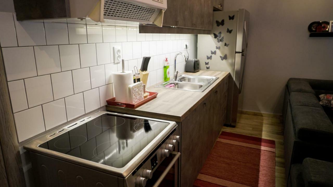 D16-Cosy Downtown Apartment Атина Екстериор снимка