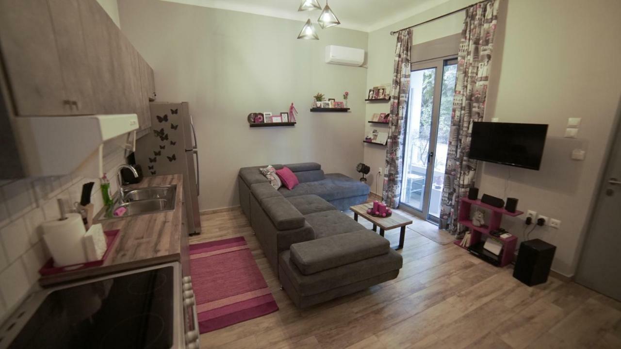 D16-Cosy Downtown Apartment Атина Екстериор снимка