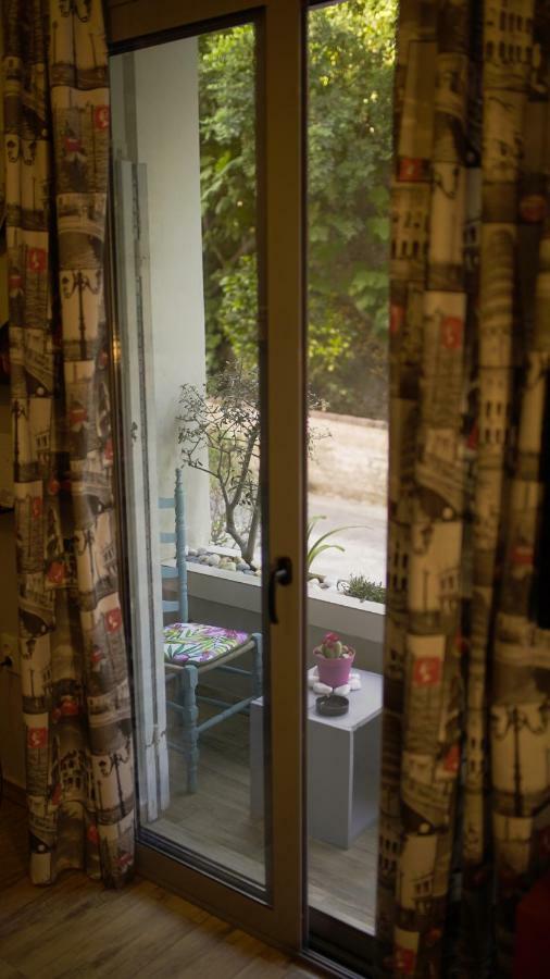 D16-Cosy Downtown Apartment Атина Екстериор снимка
